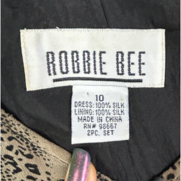 Robbie Bee Sleeveless Silk Shift Dress Python Snake Print Tan Black Neutral 10 - Picture 9 of 10